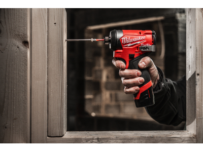 Milwaukee M12FID2-0 compact cordless impact driver