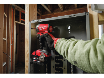 Milwaukee M18FID3-0X ¼″ powerful and compact impact driver