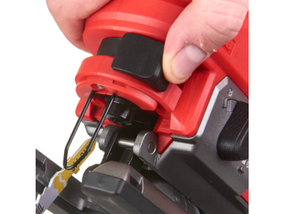 Акумулаторен прободен трион Milwaukee M18FJS-0X с куфар