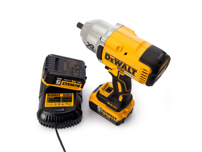 Cordless impact wrench Dewalt DCF899P2
