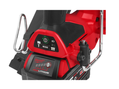 Milwaukee M18FFN-0C cordless taker kit with 2 pcs. M18B5 batteries and M12-18FC charger